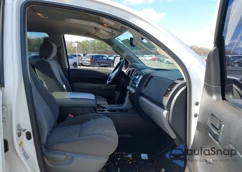 2012 Toyota Tundra Grade 4.6L V8 z USA, uszkodzony, nr VIN 5TFRM5F14CX046192